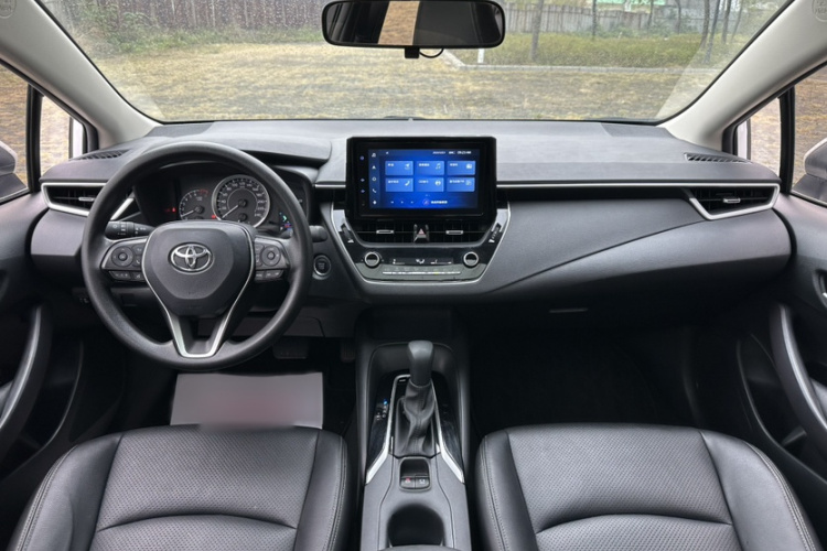 丰田 亚洲狮 2021款 2.0L 豪华版中控内饰7001