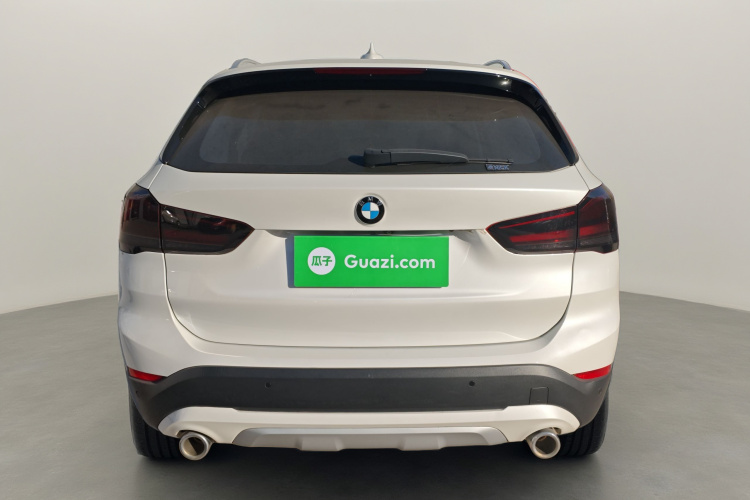 宝马X1 2021款 改款 xDrive25Li 尊享型车身外观6