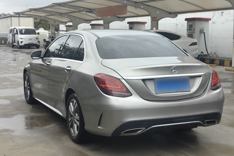 奔驰C级 2019款 C 180 L 时尚型运动版车身外观6003