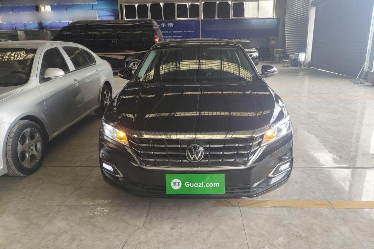 大众 帕萨特 2020款 改款 280TSI 商务版 国VI车身外观2