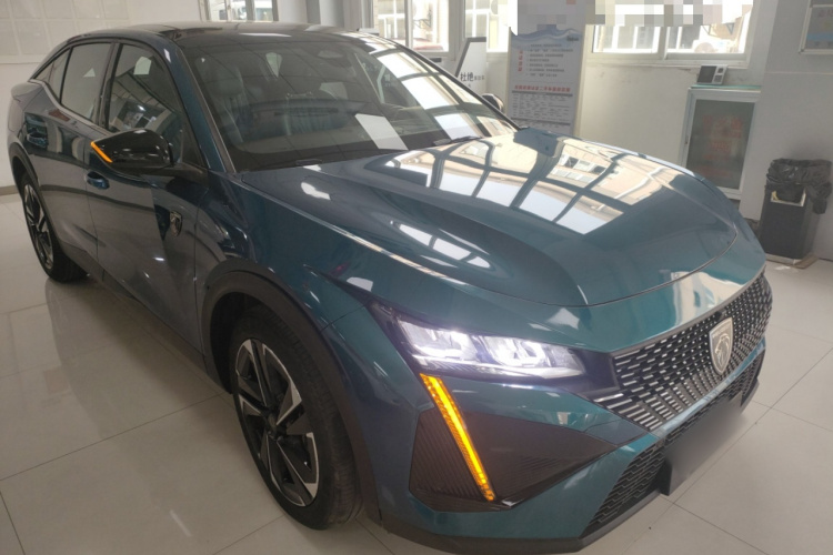 标致408X 2023款 无界版车身外观3