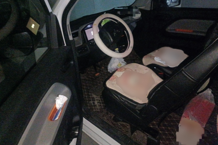 五菱汽车 宏光MINIEV 2022款 马卡龙臻享款 磷酸铁锂中控内饰7003