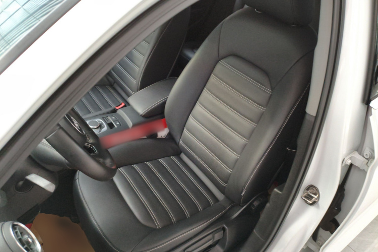 奥迪A3 2017款 Limousine 35 TFSI 进取型中控内饰19