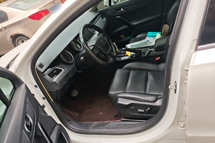 标致508 2013款 2.0L 两周年纪念 自动智享版局部细节19