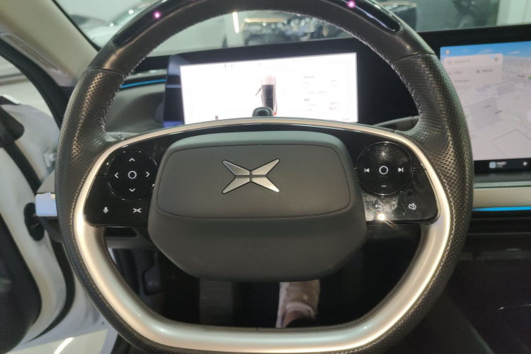 小鹏P7 2022款 625E中控内饰13