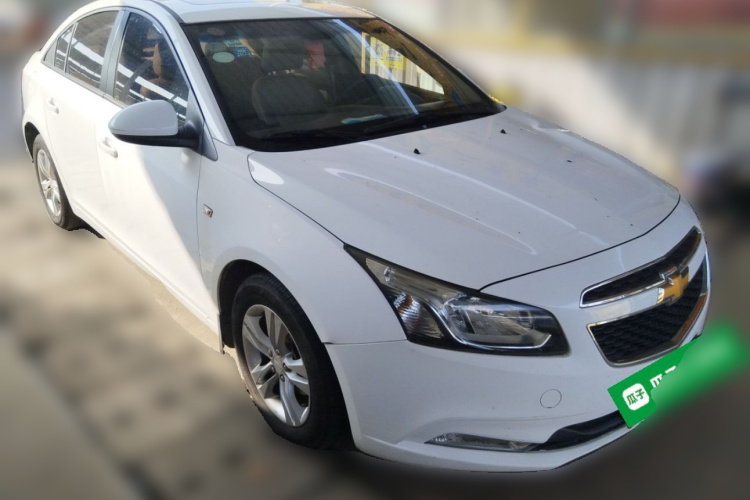 雪佛兰 科鲁兹 2015款 1.5L 经典 SE MT车身外观3