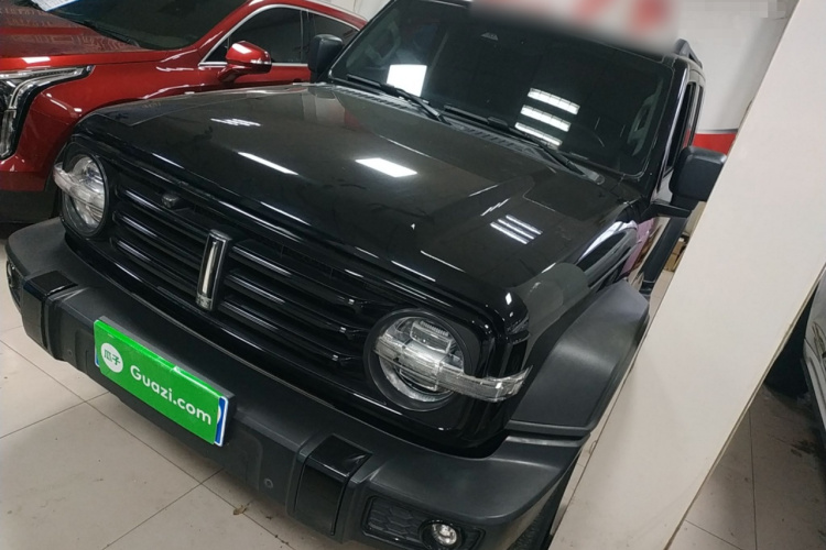 坦克300 2021款 越野版 2.0T 征服者车身外观1