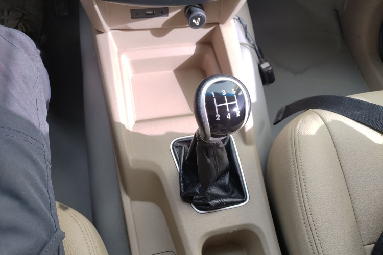 五菱汽车 五菱宏光 2015款 1.5L S1标准国V局部细节18