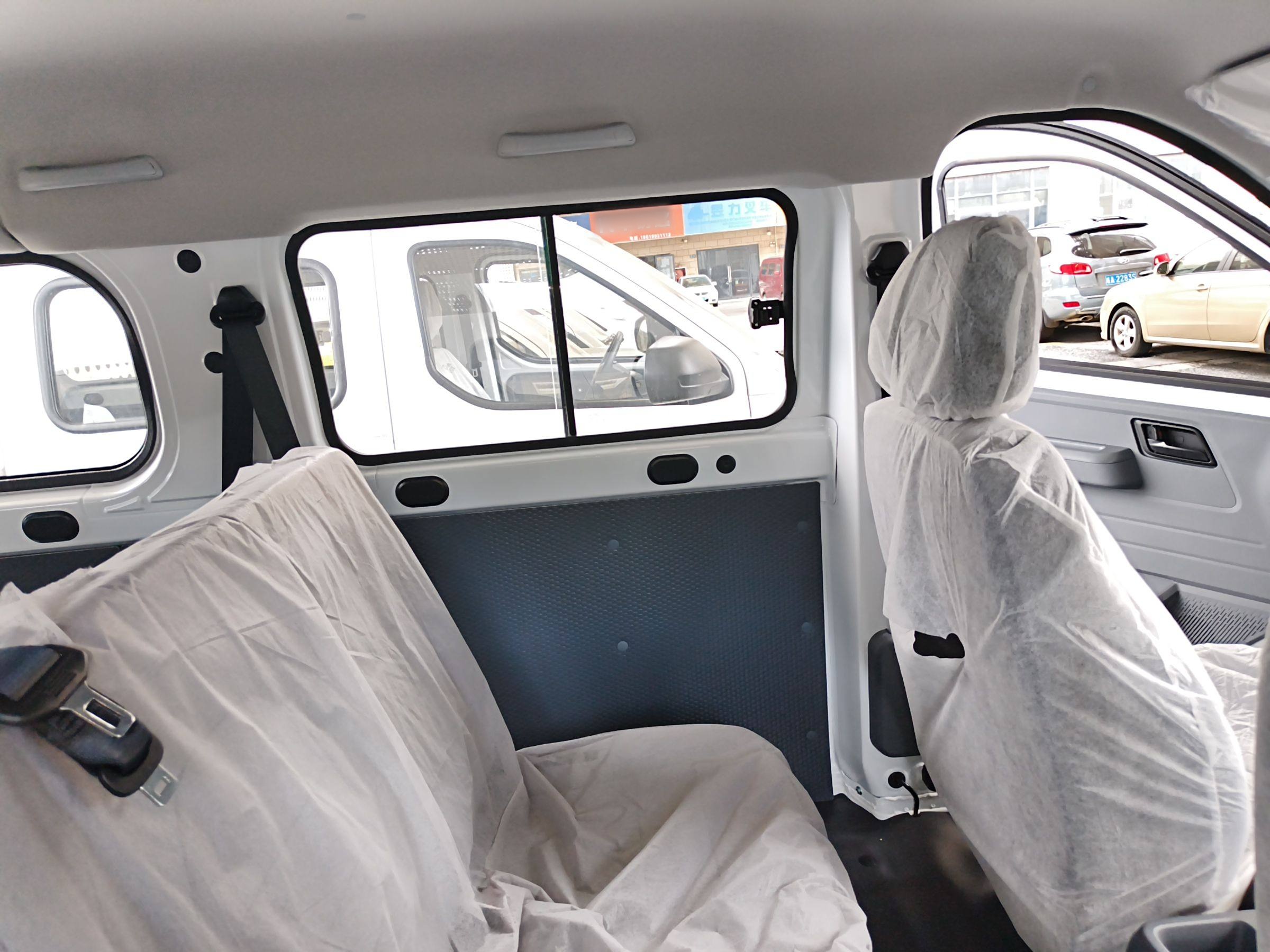 五菱汽车 五菱扬光 2024款 300KM 舒适型客车版 75kW