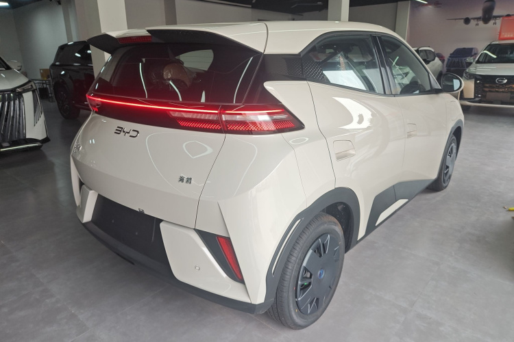 比亚迪 海鸥 2025款 智驾版 305km 活力版车身外观6005