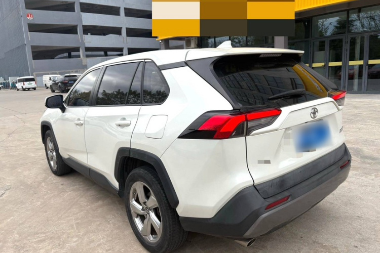 丰田 RAV4荣放 2020款 2.0L CVT两驱风尚版车身外观6001