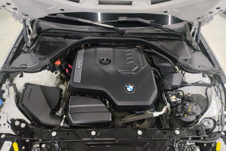 宝马3系 2023款 325Li M运动曜夜套装机舱底盘24