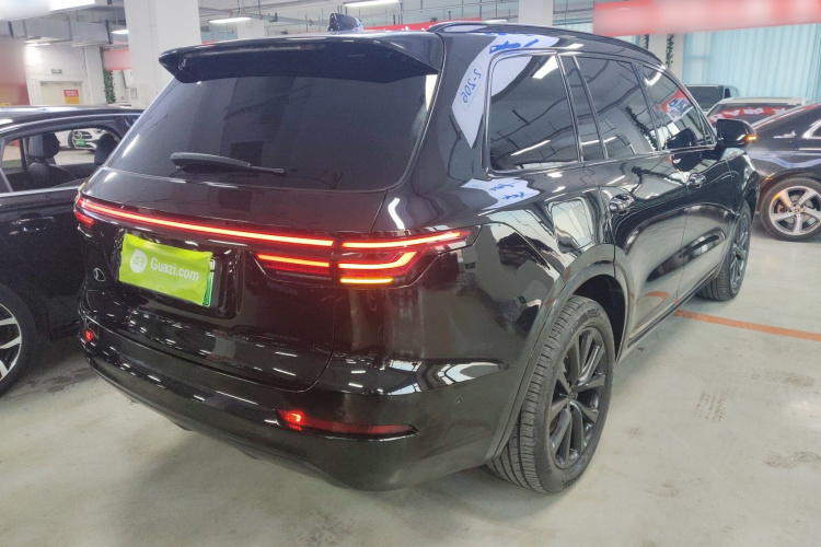 理想汽车 理想ONE 2021款 增程6座版车身外观7