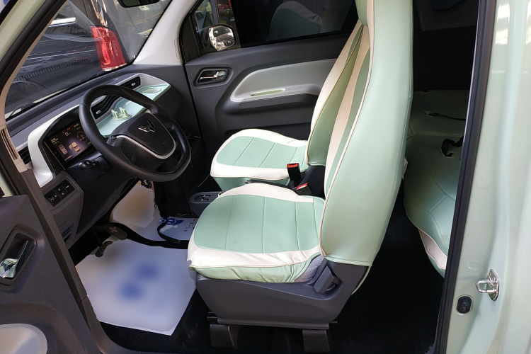 五菱汽车 宏光MINIEV 2022款 轻松款 三元锂中控内饰19