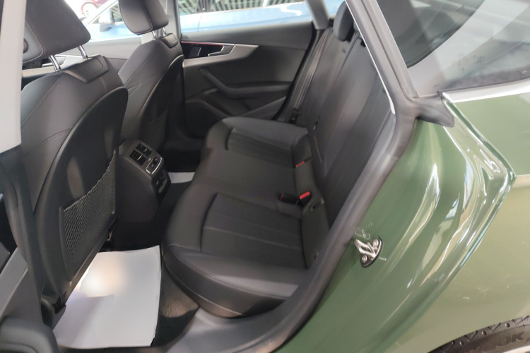 奥迪A5 2024款 Sportback 40 TFSI 时尚动感型中控内饰21