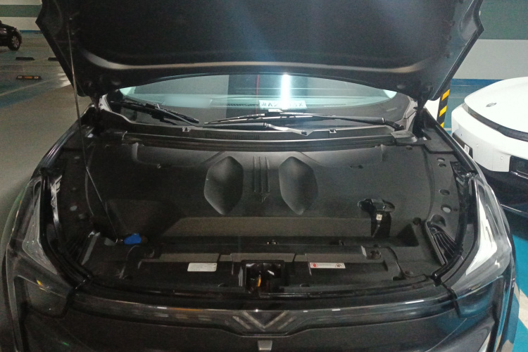 哪吒汽车 哪吒U 2021款 Pro 500 登月版局部细节24