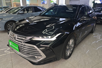 丰田 亚洲龙 2024款 双擎 2.0L 臻选版