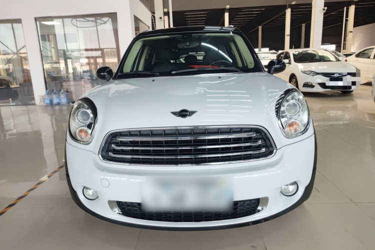 MINI Countryman 2013款 1.6T COOPER ALL4 Excitement车身外观2