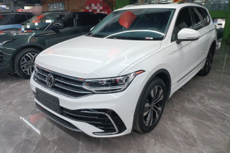 大众 途观L 2024款 出众款 330TSI 自动两驱R-Line龙耀版