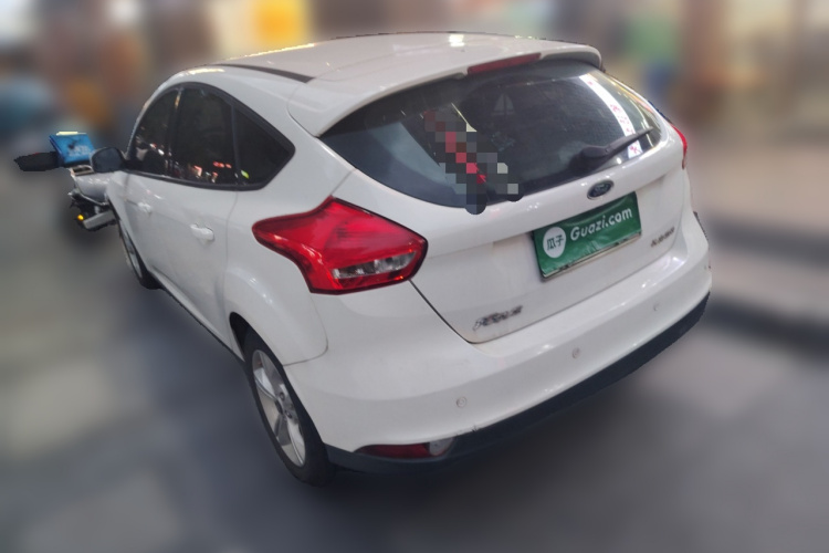 福特 福克斯 2017款 两厢 1.6L 手动舒适型智行版车身外观6003