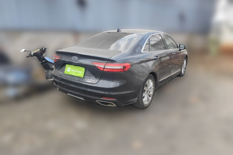 福特 金牛座 2019款 EcoBoost 245 悦享版车身外观7