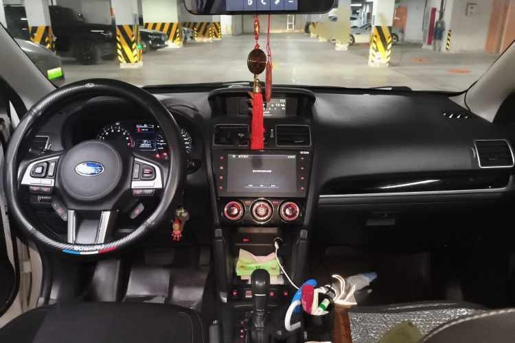 斯巴鲁 森林人 2016款 2.5i 豪华导航版中控内饰7002