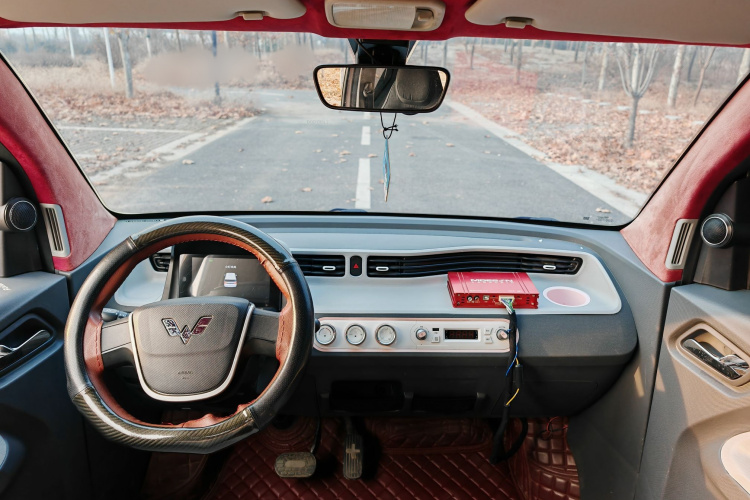 五菱汽车 宏光MINIEV 2021款 马卡龙臻享款 磷酸铁锂中控内饰7003