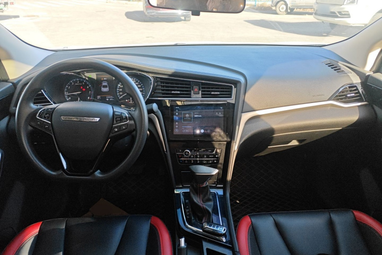 启辰D60 2018款 1.6L CVT智联精英版中控内饰7002