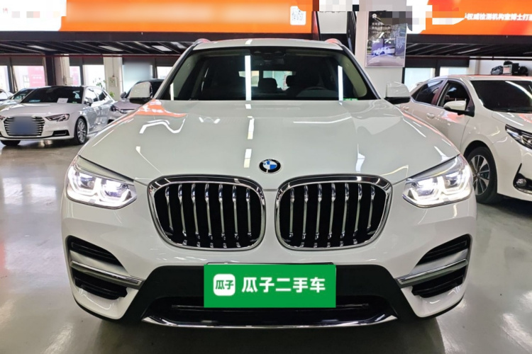 宝马X3 2021款 xDrive25i 豪华套装车身外观2
