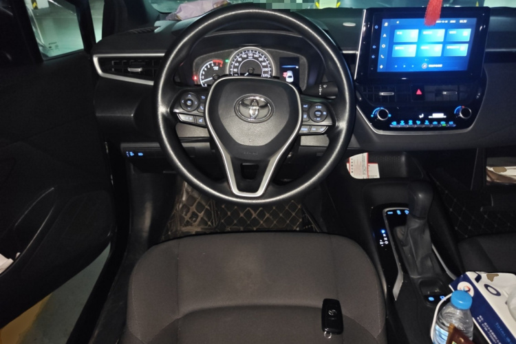 丰田 雷凌 2021款 185T CVT豪华版中控内饰13