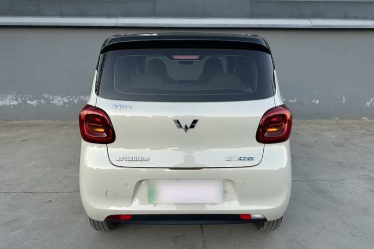五菱汽车 宏光MINIEV 2025款 四门版 臻享+款车身外观6001