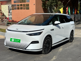 小鹏X9 2025款 740超长续航 Max