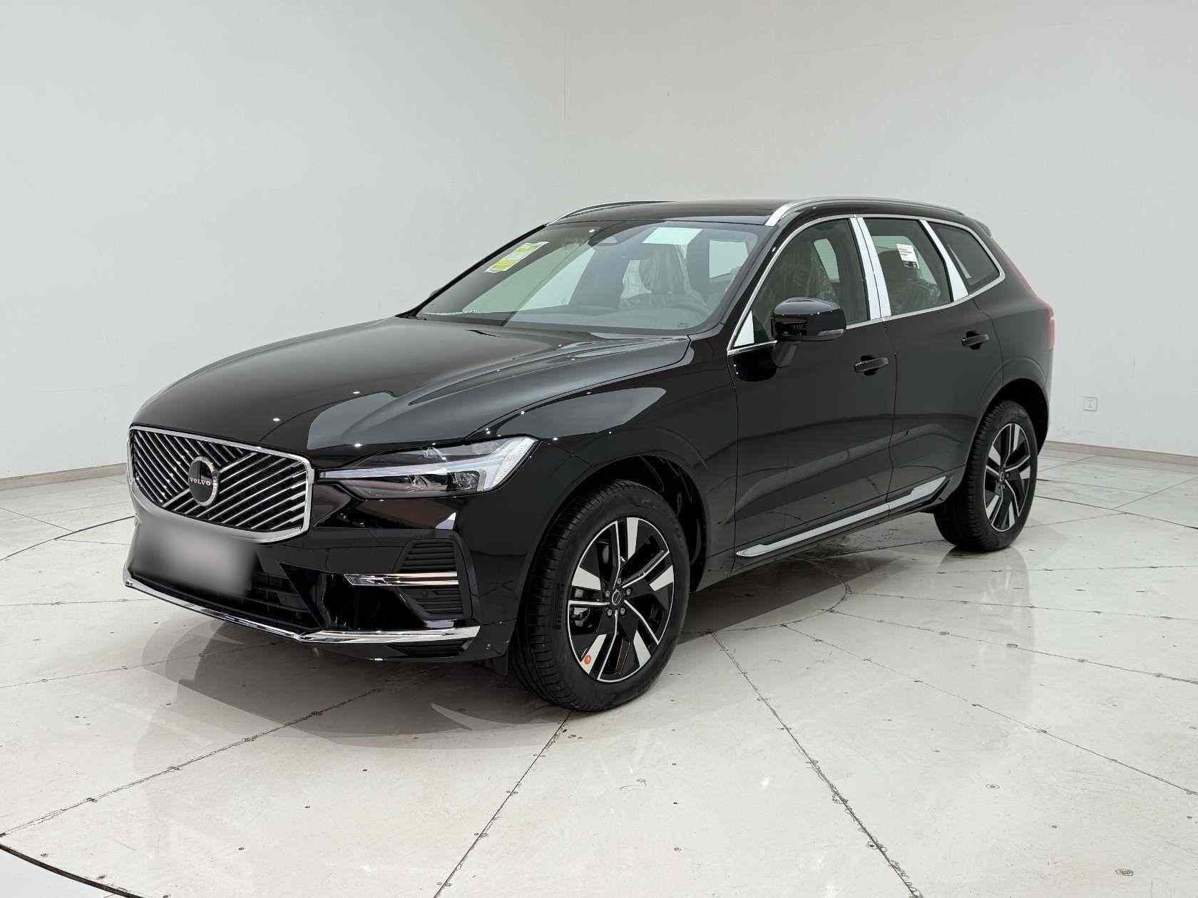 沃尔沃XC60 2026款 B5 四驱智远豪华版(1)