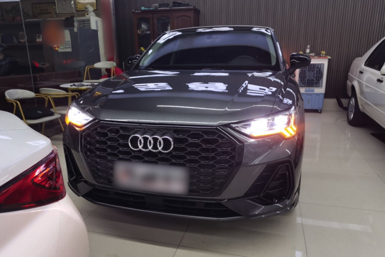 奥迪Q3 Sportback 2021款 40 TFSI 进享人生版车身外观2