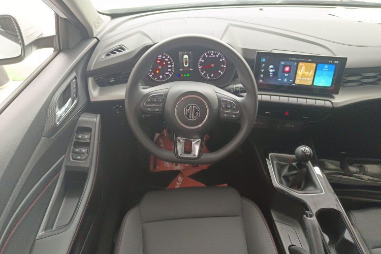 名爵 MG5 2023款 180DVVT 手动风尚版局部细节13