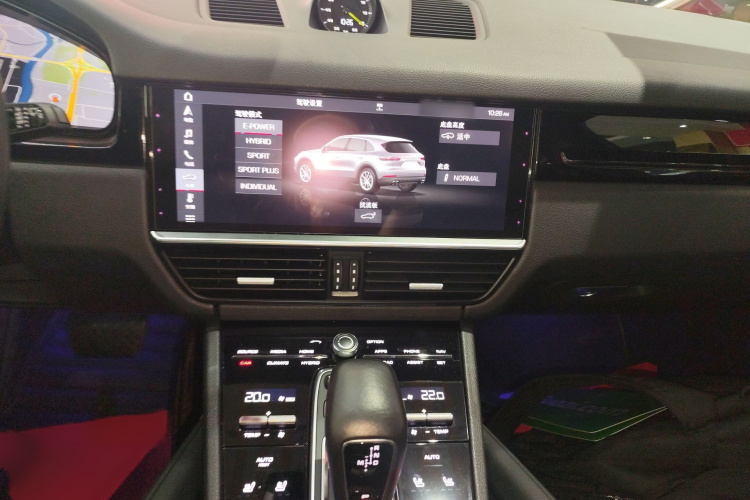 保时捷 Cayenne新能源 2019款 Cayenne E-Hybrid 2.0T局部细节16
