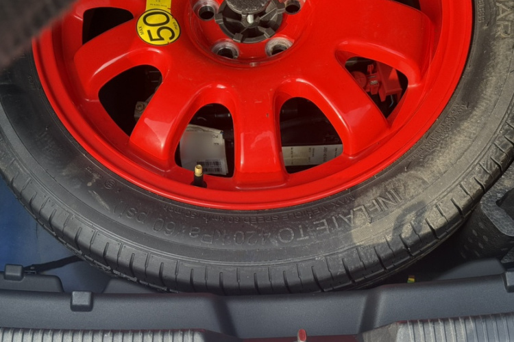 捷豹XEL 2018款 2.0T 200PS 精英版中控内饰7009