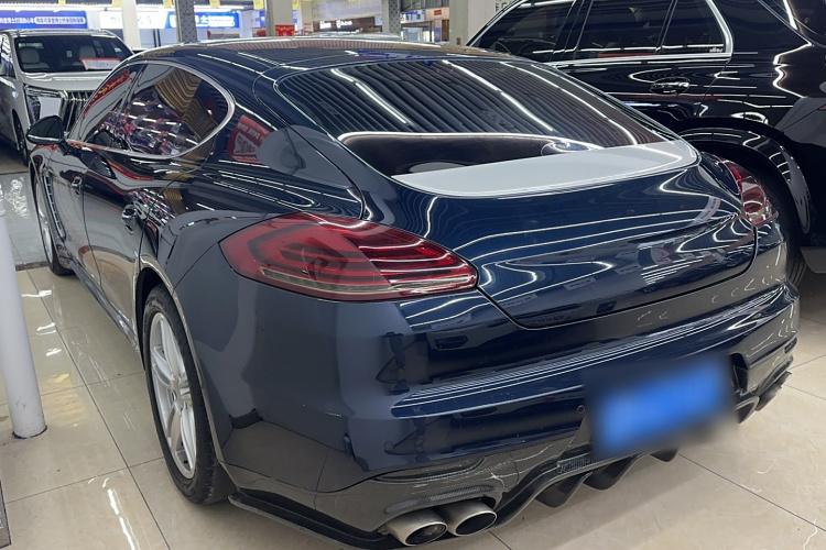 保时捷 2014款 Panamera 4S Executive 3.0T车身外观6005