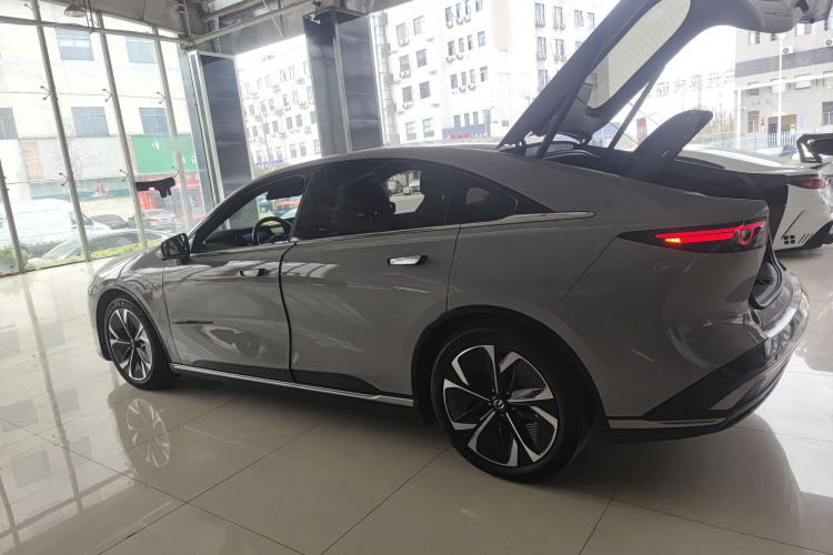 马自达EZ-6 2024款 纯电600智尊版车身外观6003
