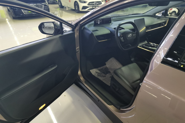 丰田bZ3 2023款 616km 长续航Premium中控内饰20