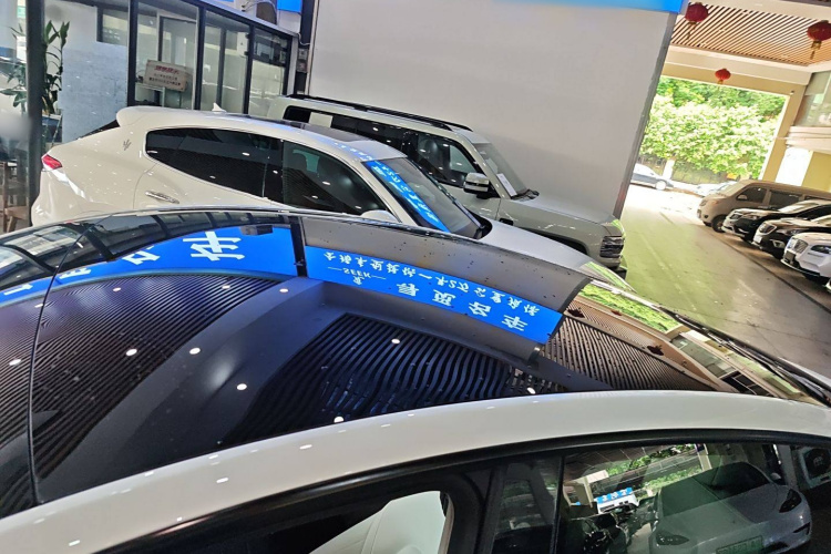 特斯拉 Model Y 2021款 长续航全轮驱动版车身外观57