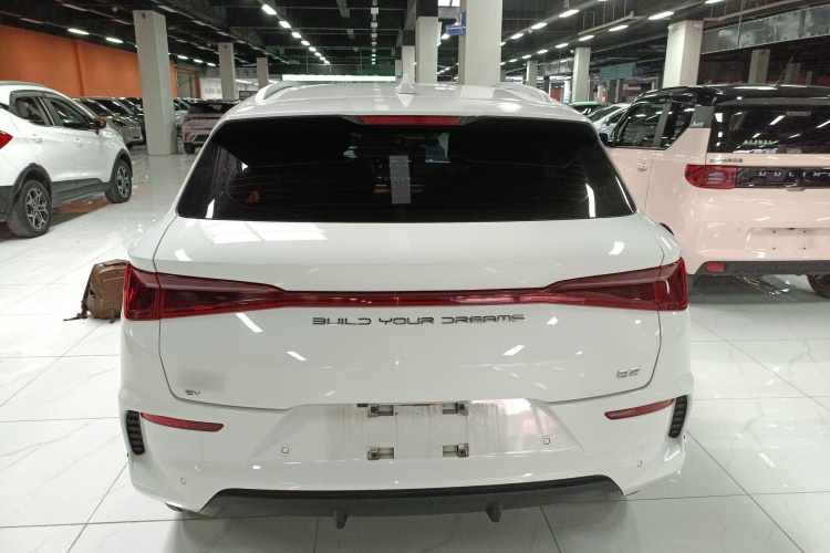 比亚迪e2 2021款 豪华型车身外观6