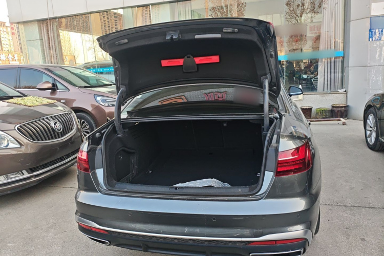 奥迪A4L 2020款 40 TFSI 豪华动感型局部细节23