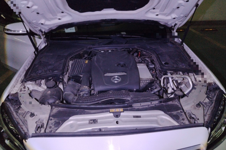 奔驰C级 2018款 C 180 L 时尚型运动版局部细节24