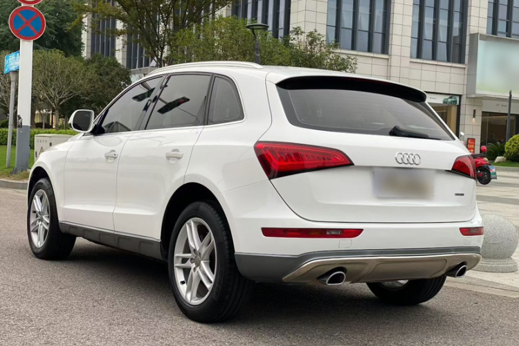 奥迪Q5 2017款 Plus 40 TFSI 技术型车身外观6003