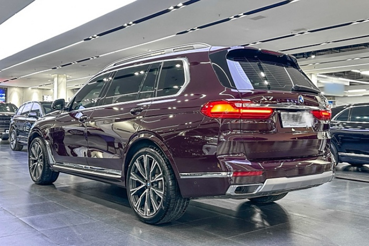 宝马X7 2020款 xDrive40i 尊享型M运动套装车身外观6004