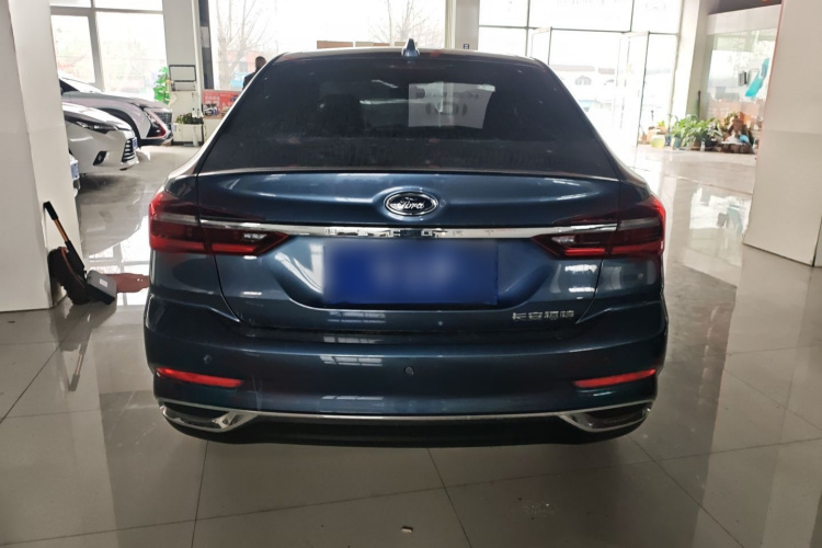 福特 福睿斯 2021款 1.5L 自动钻石版车身外观6