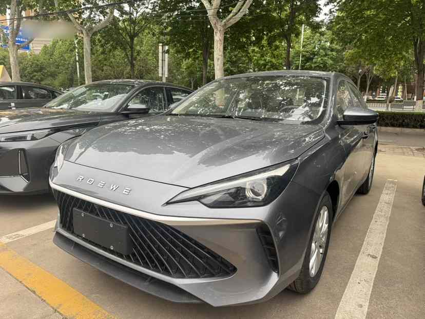 荣威i5 2026款 1.5L 手动舒享版(1)
