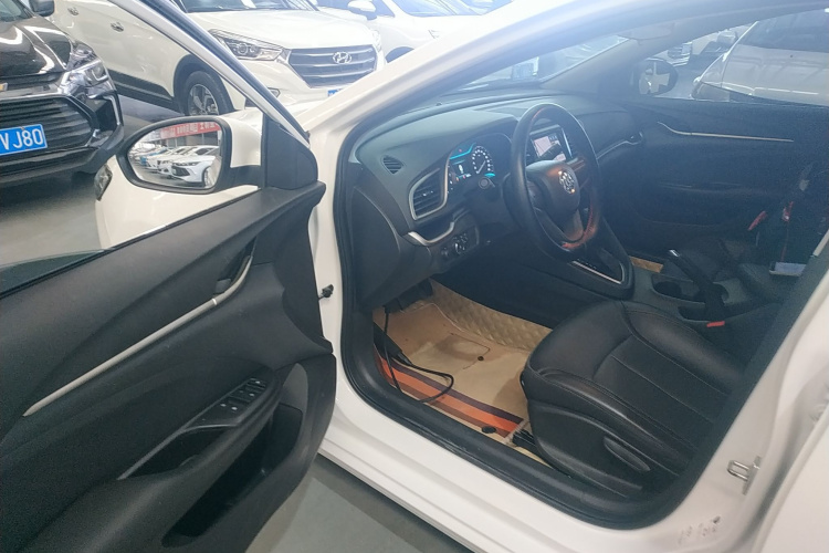 别克 英朗 2021款 1.3T 自动轻混动精英型中控内饰20