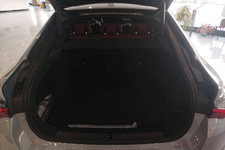 宝马4系 2023款 425i Gran Coupe M运动曜夜套装局部细节23